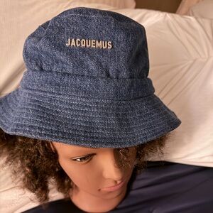 Jacquemus
Panama